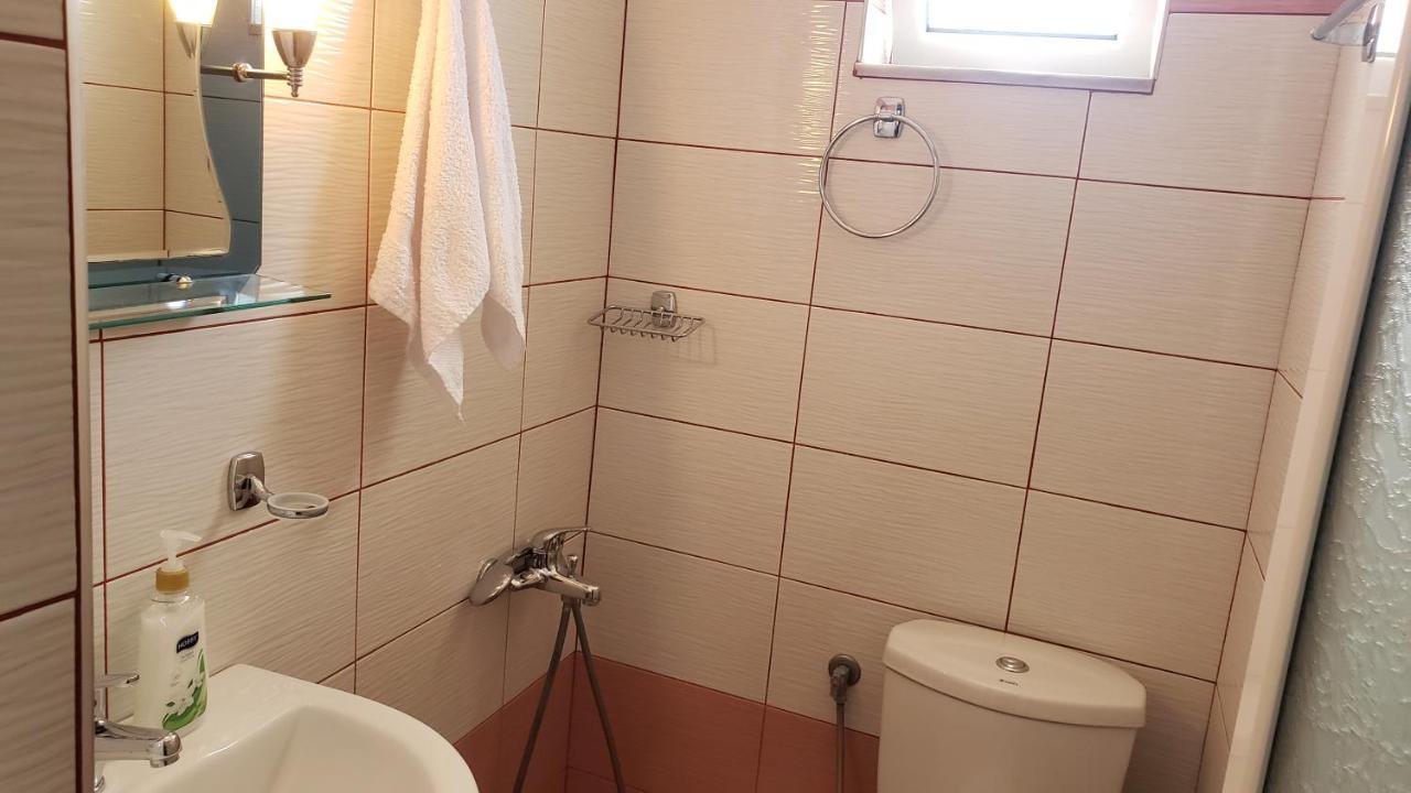 Guesthouse Shehu Ksamil Dış mekan fotoğraf